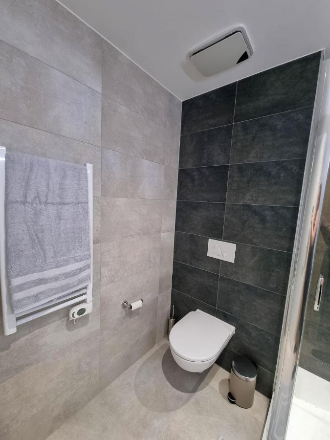 Brand New - Massive Studio - E1 - Self Catering Gibraltar Buitenkant foto