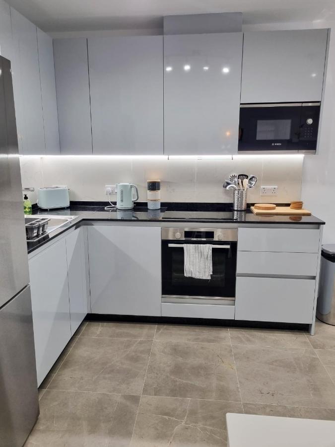 Brand New - Massive Studio - E1 - Self Catering Gibraltar Buitenkant foto