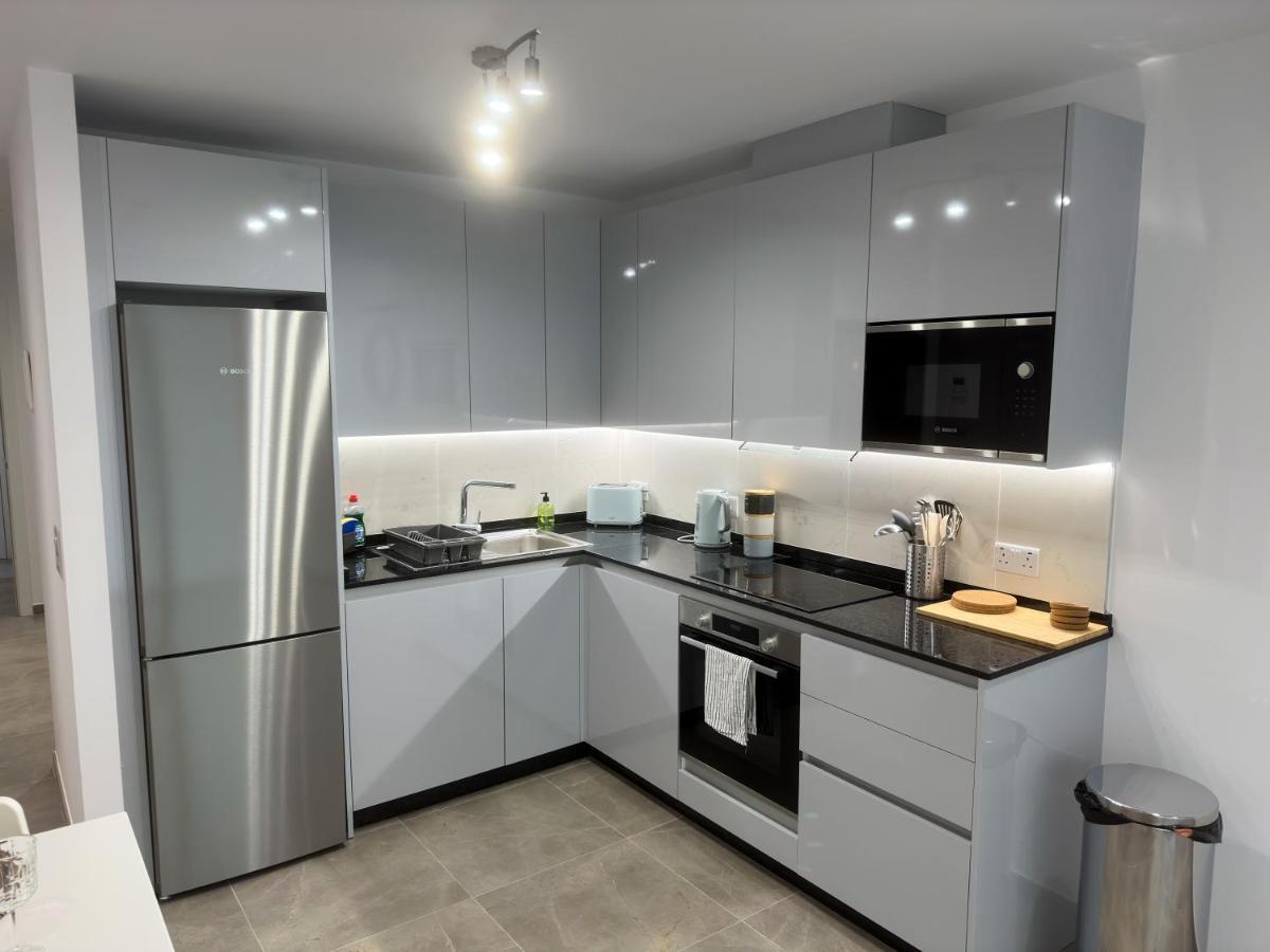 Brand New - Massive Studio - E1 - Self Catering Gibraltar Buitenkant foto