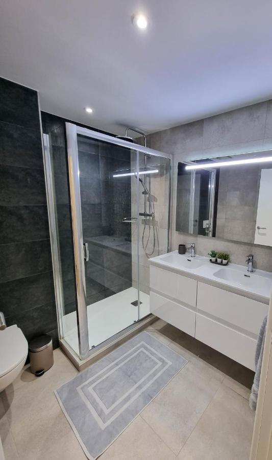 Brand New - Massive Studio - E1 - Self Catering Gibraltar Buitenkant foto