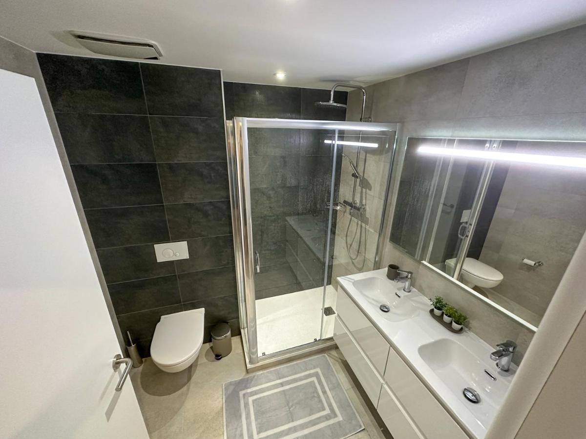 Brand New - Massive Studio - E1 - Self Catering Gibraltar Buitenkant foto